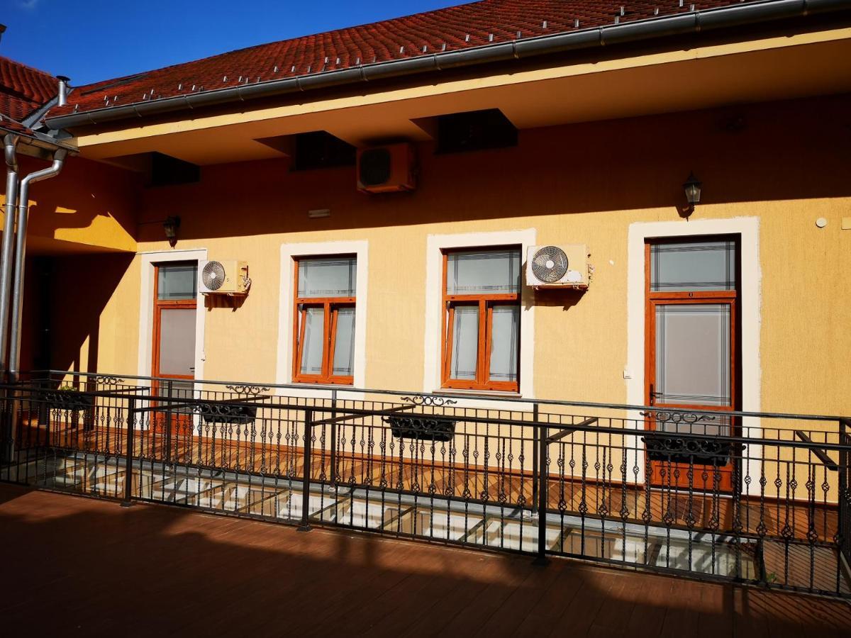 Filinhome Dunavska Studio 2 Novi Sad Exterior photo